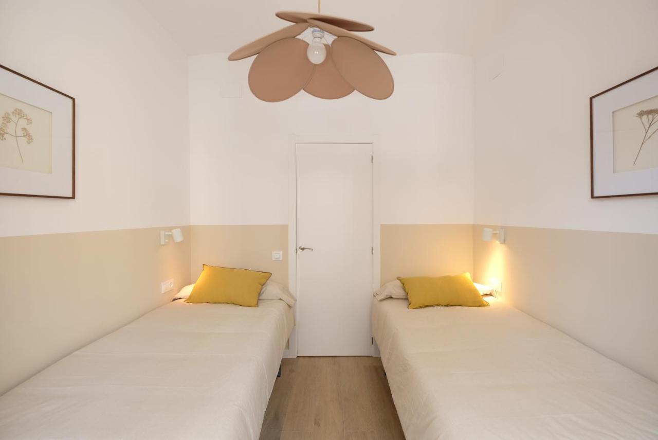 Apartamento Reina Mariacristina タラゴナ エクステリア 写真